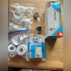 Baby safety home safety baby locks outlet covers door handle locks bundle
